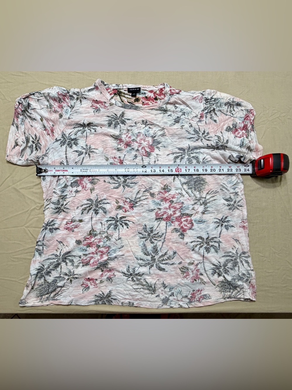 Torrid Women’s Plus Size 2 Pink Floral Ruched Knit Crew Neck T-Shirt Top